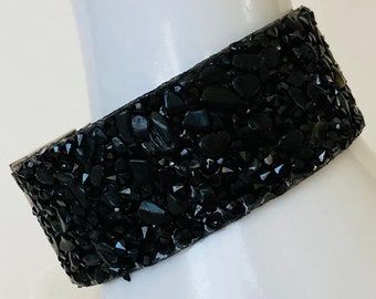 Black Rock Bracelet - Black Stone Chip Bangle Bracelet - Magnetic clasp bracelet - punk style bracelet - black bracelet