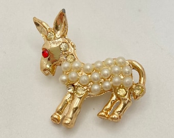 Pearly Donkey Pin
