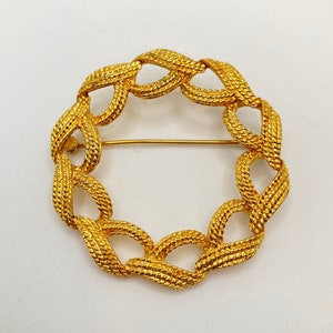 1980s MONET textured links brooch - vintage monet pin