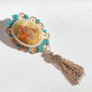 Victorian Style Romantic Country Scene Brooch - Vintage Filigree Pin