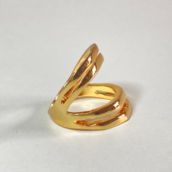 Size 6.5 Gold Tone Split Statement Ring - image 2