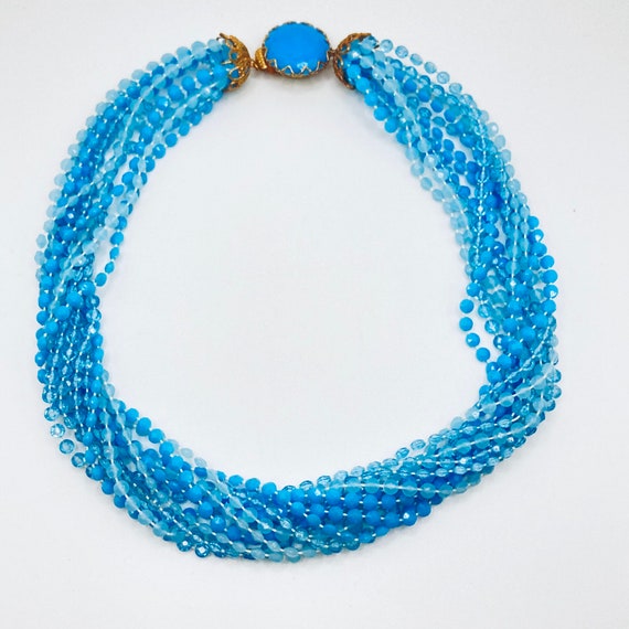 Blue Torsade Necklace - Vintage Blue Plastic Twis… - image 3