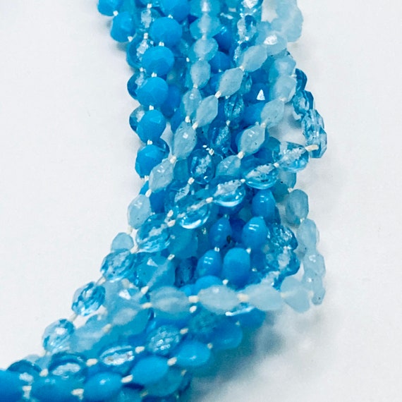 Blue Torsade Necklace - Vintage Blue Plastic Twis… - image 5