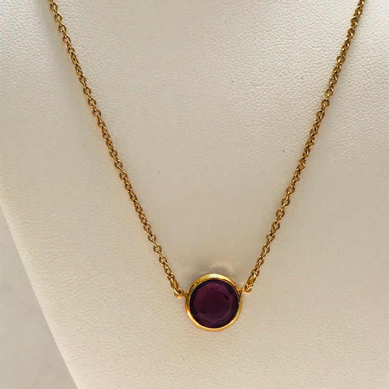 1979 AVON Burgundy Wine Necklace 14 chain vintage Round Faceted Amethyst purple stone with gold tone