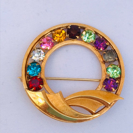 Catamore brooch on sale