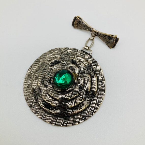 Art Deco Antique Silver Tone Pin with Irish Green… - image 2