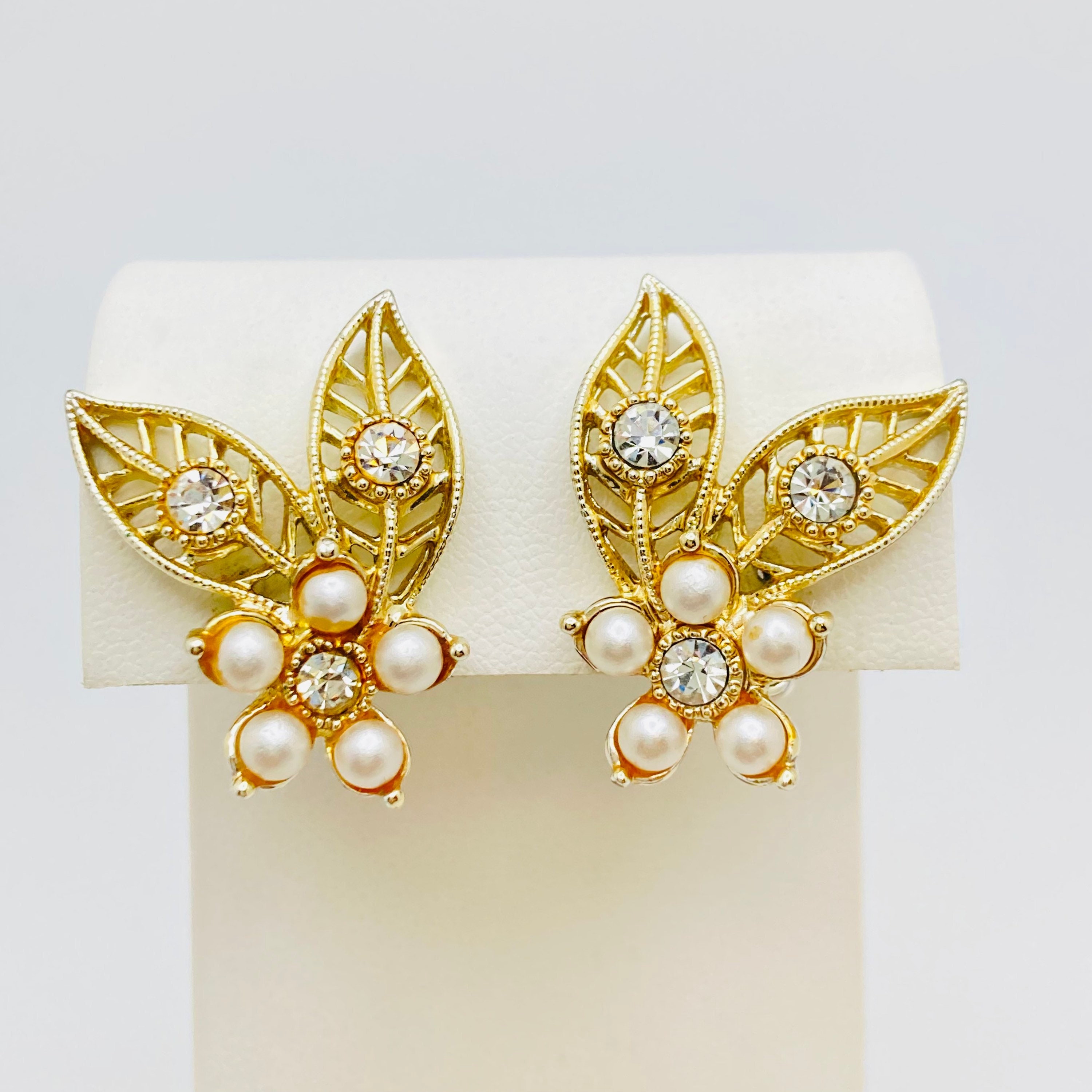 1950s Rose Earrings - Etsy