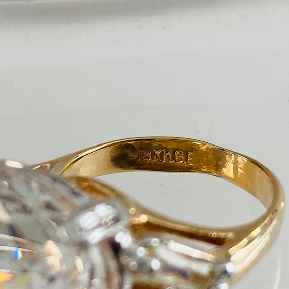 18K Gold HGE Ring - Size 5 Cocktail Ring - gold e… - image 10