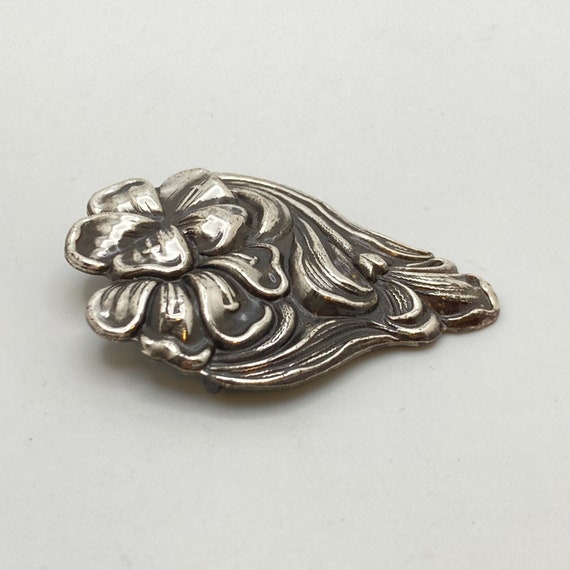 Art Nouveau Style Floral Brooch - image 6