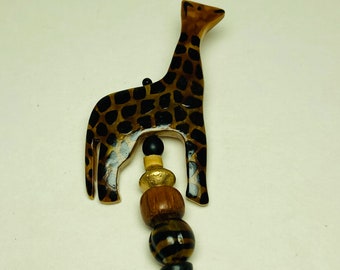 Giraffe Brooch - Giraffe Pin - African Animal Pin