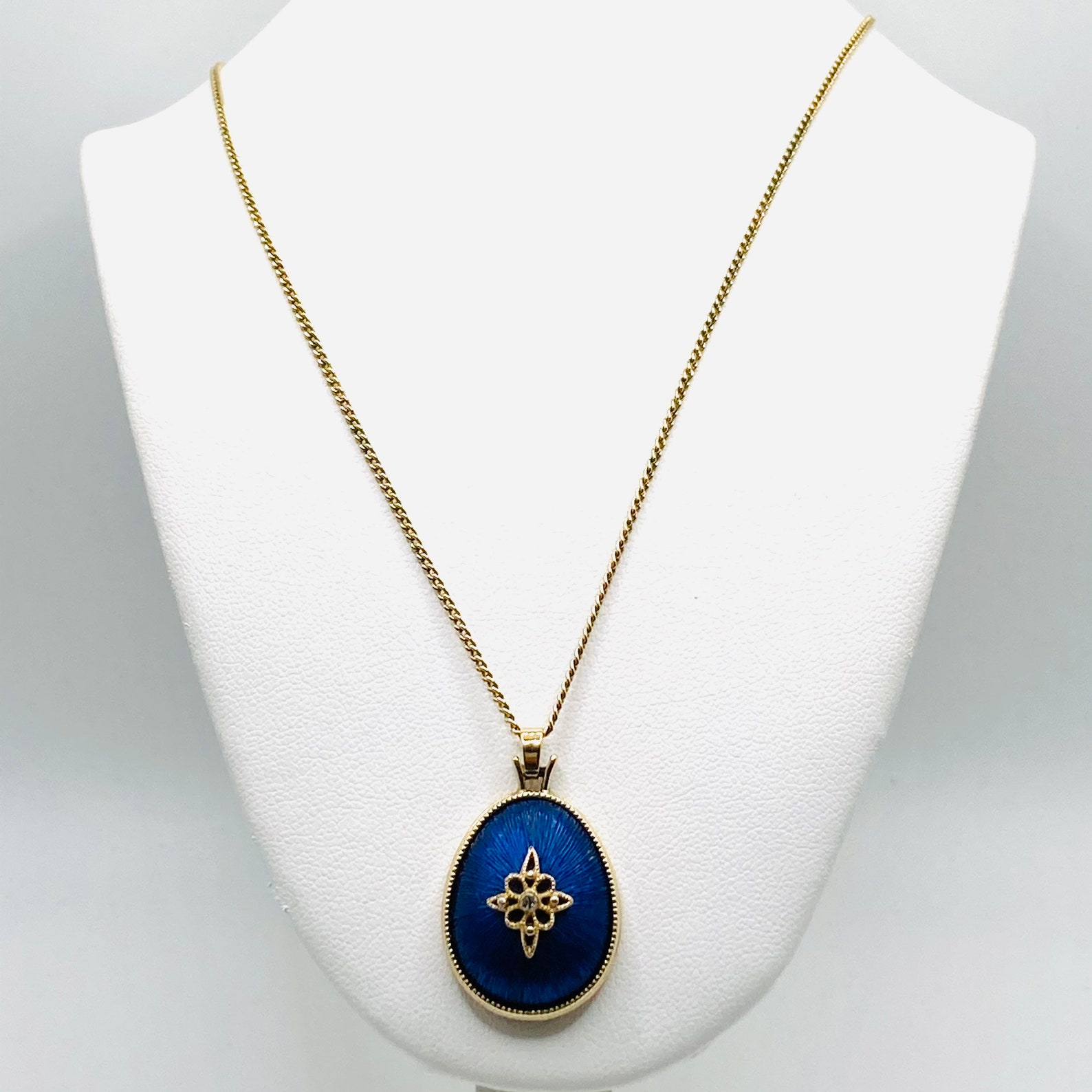 1980 AVON Royal Impressions Pendant Royal Blue Necklace | Etsy