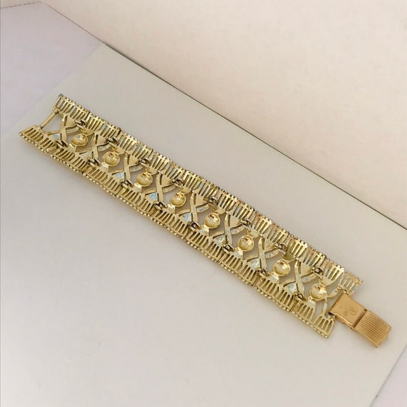 CORO 7 inch Gold Tone Large Link Bracelet - chunk… - image 9