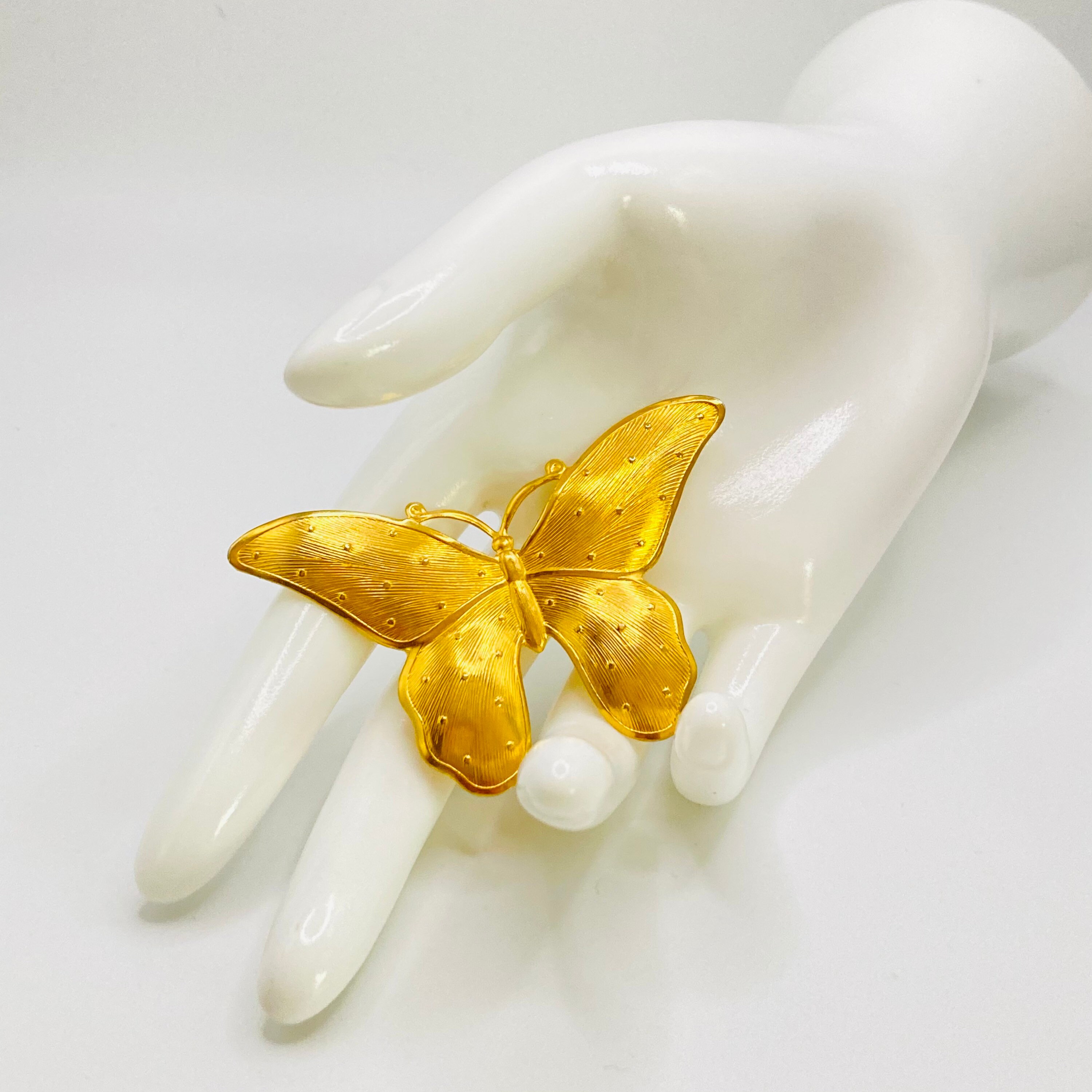 Gold butterfly brooch deals