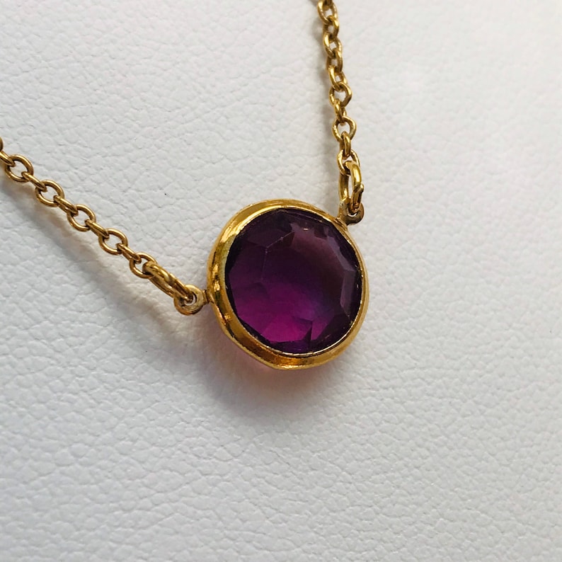 1979 AVON Burgundy Wine Necklace 14 chain vintage Round Faceted Amethyst purple stone with gold tone