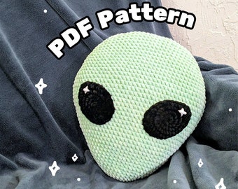 crochet alien cushion pattern crochet pillow beginner alien pattern amigurumi alien beginner pillow quirky pattern outer space cushion PDF