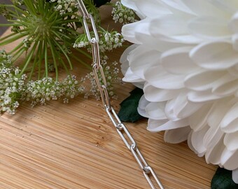 Sterling silver rounded paperclip handmade bracelet | handmade silver chain | rounded link bracelet | light box bracelet | silver bracelet