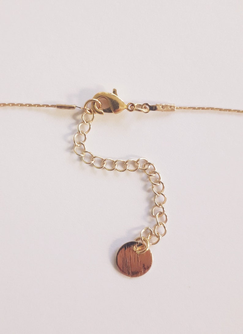 Ultra thin short necklace made of Miyuki pearls mounted on a fine gold-plated Serpentine chain image 5