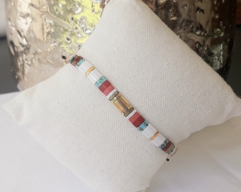 Miyuki Tila beaded bracelet adjustable with a sliding knot