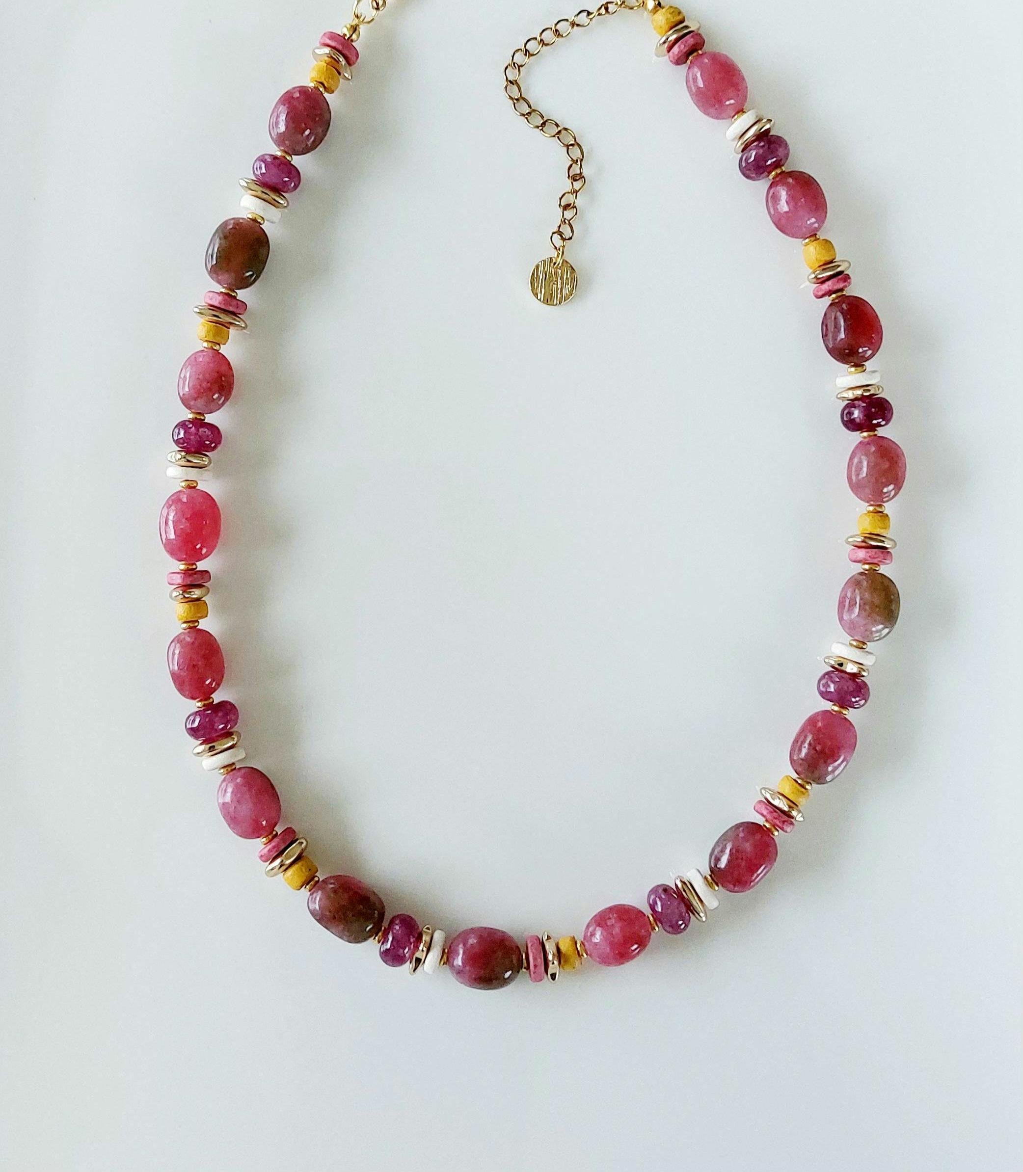 Collier Fantaisie Fleur Perle - Couleurs Mauve, Violet, Ivoire, Blanc - Idéal Mariage/Soirée - Neuf Avec étiquettes