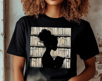 Koszulka unisex „Black Girls Read” | Odzież dla miłośników książek | Koszulka dla czarnoskórej dziewczyny | Prezenty dla miłośników książek | Bibliotekarz czarnoskóry | Prezenty dla Afroamerykanów