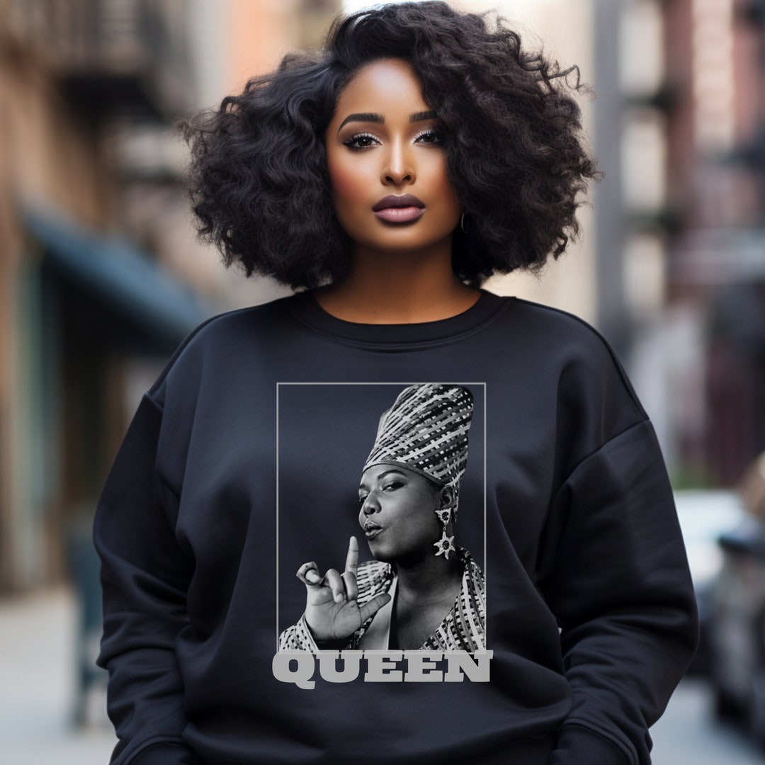Queen Latifah Unisex Sweatshirt | 90s Hip Hop | Black Woman Sweater ...