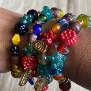 Vintage Glass Bead Stretch Bracelet