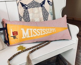 Farmhouse Vintage Pennant Flag Lumbar Pillow, Mississippi