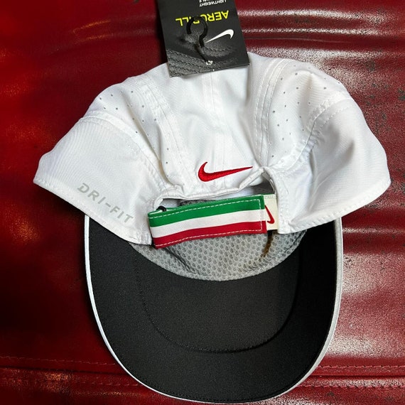 [Rare] 17-18 NIKE FCB knit cap 海外企画 タグ付き Rare] 17-18 NIKE FCB knit cap 海外企画 タグ付き - 帽子