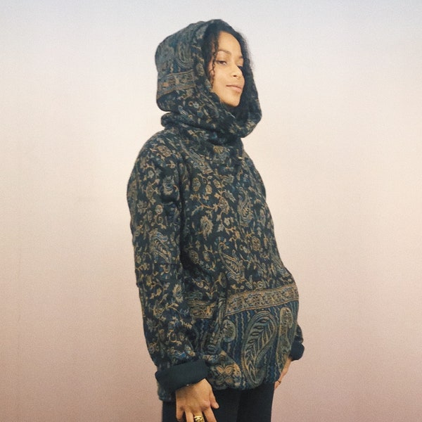 Warm Vegan Wool Hooded Sweater, Unisex Boho Paisley Pattern, Perfect Companion for Chilly Evenings, Great Gift for Urban Nomads