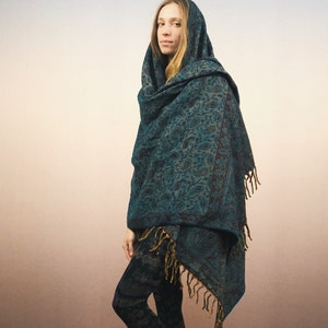 Schal, Wolldecke, kuschelig, wendbar, zweifarbig, Yoga, Meditation, Festival, Tribal, Ethno, Boho, Poncho, Urban Nomad, Surfer, Unisex