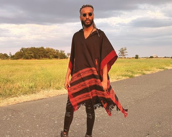 Poncho à capuche en laine - Une cape unisexe indispensable pour les journées fraîches et les nuits de festival.