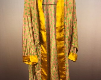 Kimono, silky, asian kimono, unique and upcyceled piece, vintage fabric, unisex