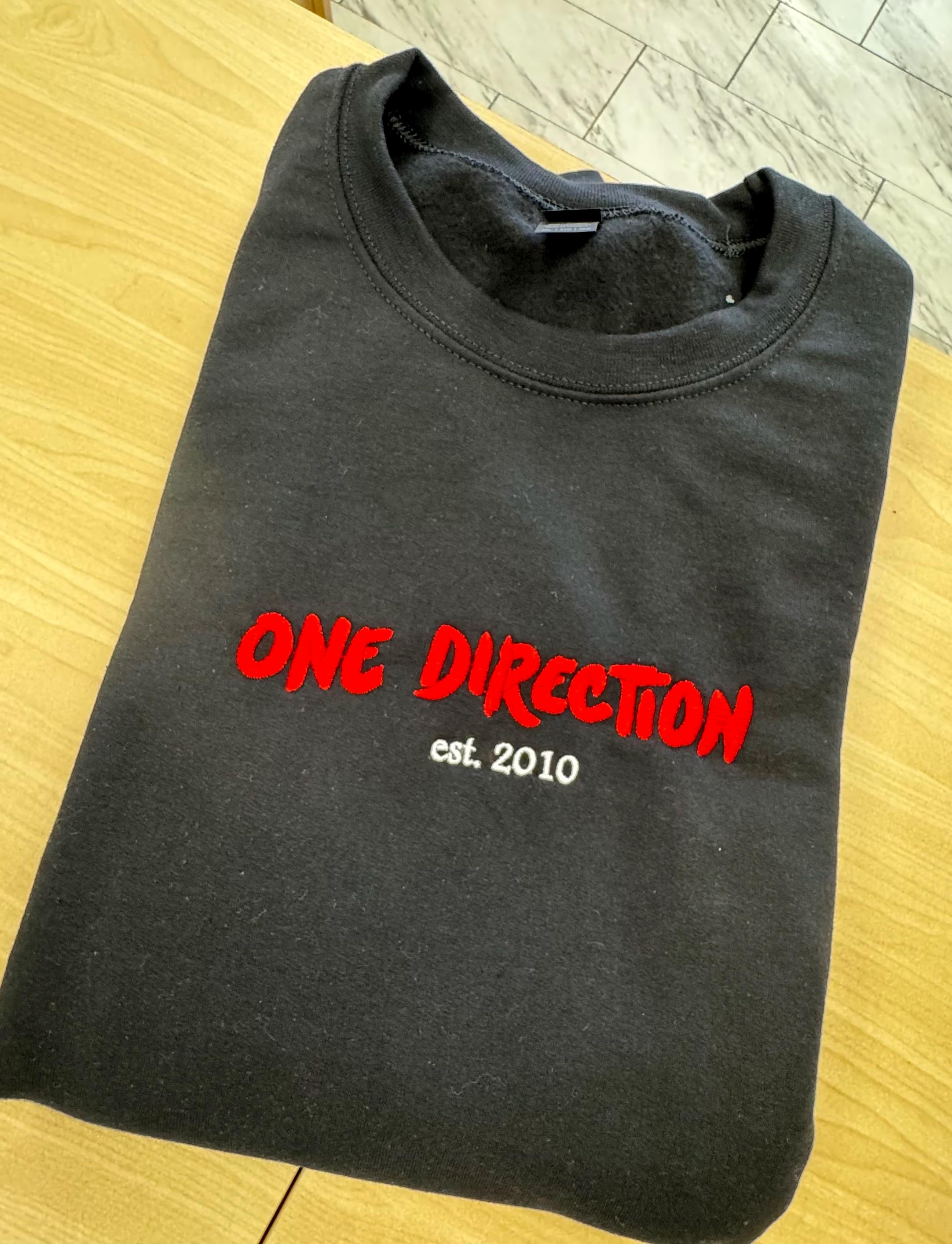 ワン・ダイレクション 刺繍スウェットシャツ：ユニセックス 1D ファン