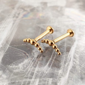 PAIR Titanium Gold Tiny Curved Beads Cartilage Studs, 16G Implant Grade  Helix Earrings, Minimalist Geometric Stud Earrings