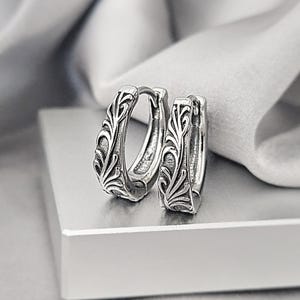 Filigree Waves Hoop Earrings Surgical Steel Antique Style Jewelry Gift Texture Silver Small Hoop Earrings Gift Unique Vintage Hoop Earrings