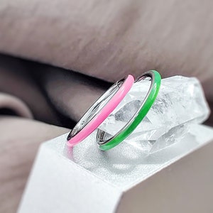 Titanium Glow in the Dark Neon Hoop Cartilage Earrings, 16G Implant Grade Segment Nose Hoop Ring, Hinged Conch Hoop Cartilage Ring