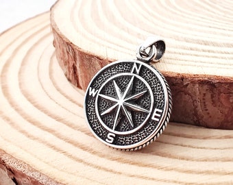 Gunmetal Compass Silver Pendant Necklace, Traveler's 925 Sterling Silver Jewelry Gift, Small Compass Silver Charm Pendant