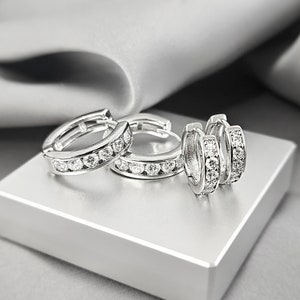 CZ Crystals Huggies Hoop Earrings, Cubic Zirconia Hoop Earrings, Diamond Small Hoop Earrings Set Gift, Helix Daith Tragus Cartilage Hoop
