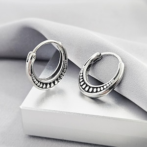 Small Boho Oval Steel Huggie Hoops Earrings, Surgical Steel Tribal Men's Hoop Earrings, Edgy Emo Teardrops Textured Silver Men Jewelry Gift