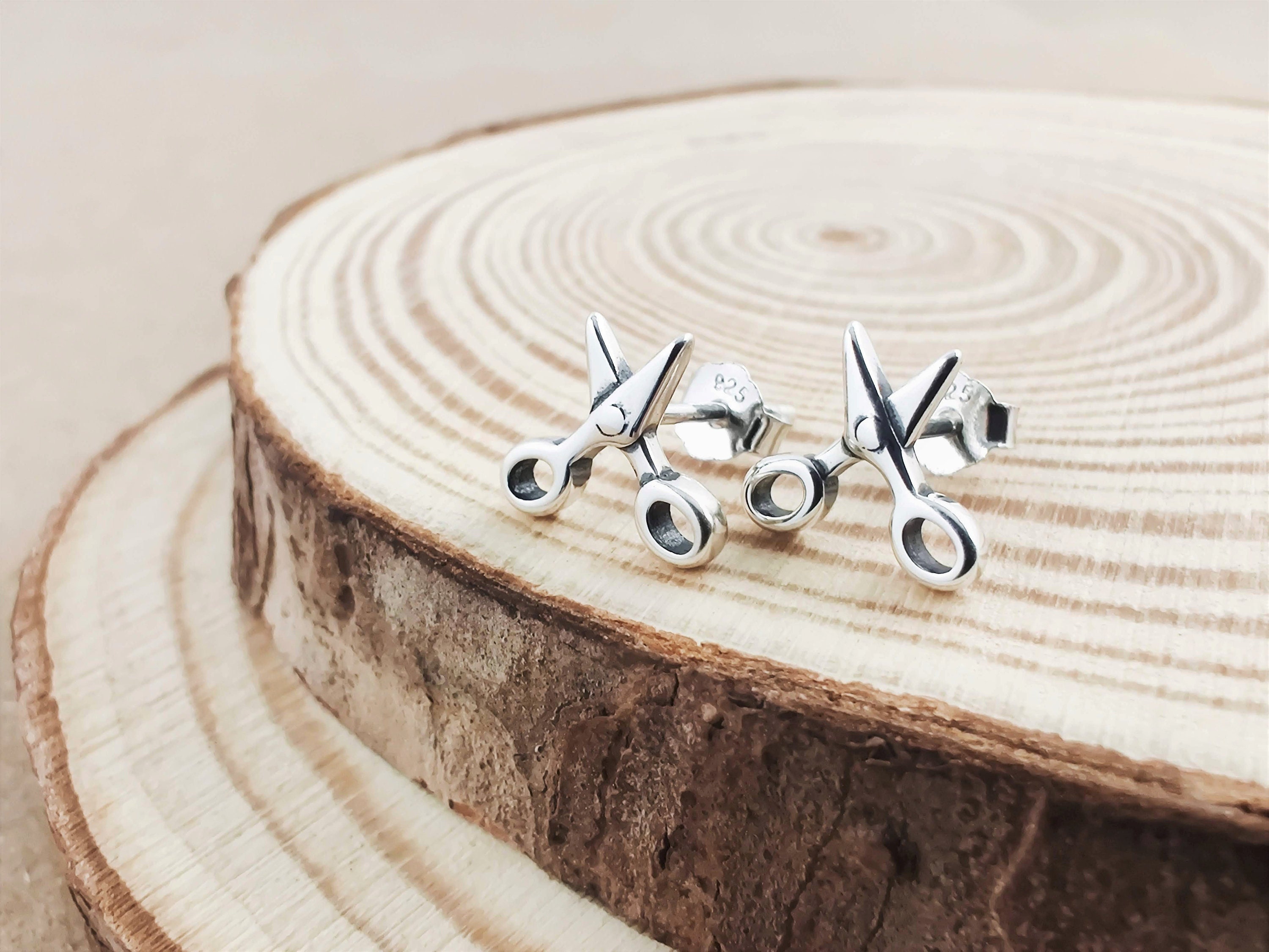 Jewelryboxes Silver Scissors Stud Earrings - Super Adorable - Silver Plated