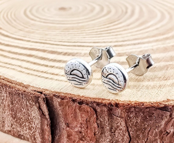 Beach earrings studs deals