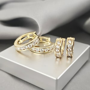 Gold CZ Crystals Huggies Hoop Earrings, Cubic Zirconia Hoops, Diamond Hoop Earrings Set, Small Gold Hoops Jewelry Gift, Gold Cartilage Hoop