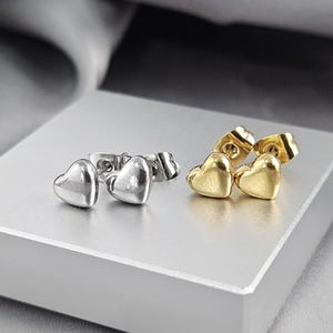 Zierliche niedliche Puff Herz Gold Silber Ohrstecker Minimalist Y2K Schmuck Geschenk Chirurgenstahl winziges Herz Blumenmädchen Ohrringe Geschenk