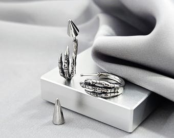 Boucles d'oreilles créoles à pointes griffes de dragon à l'avant et à l'arrière, cadeau cool bijoux en acier chirurgical pour lui, boucles d'oreilles gothiques fausses jauges à l'arrière pour homme