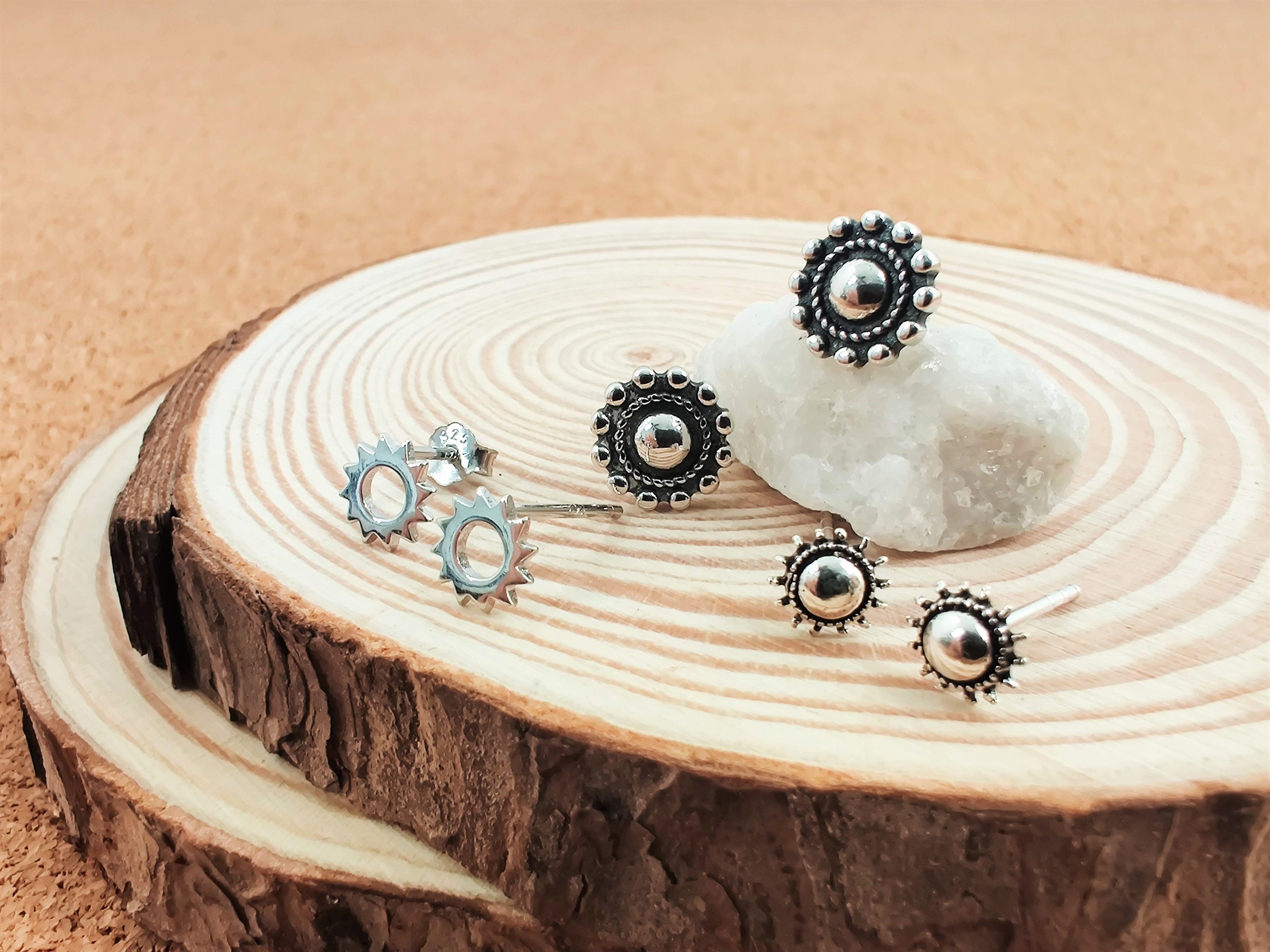 CHAINSAW BLADE AND FLOWER EARRING