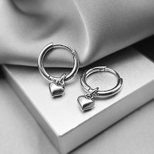 Minimalist Tiny Heart Charm Hoop Earrings Small Huggie Hoops Cute Dainty Jewelry Simple Silver Dangle Hoop Jewelry Sweet Sixteen Gift