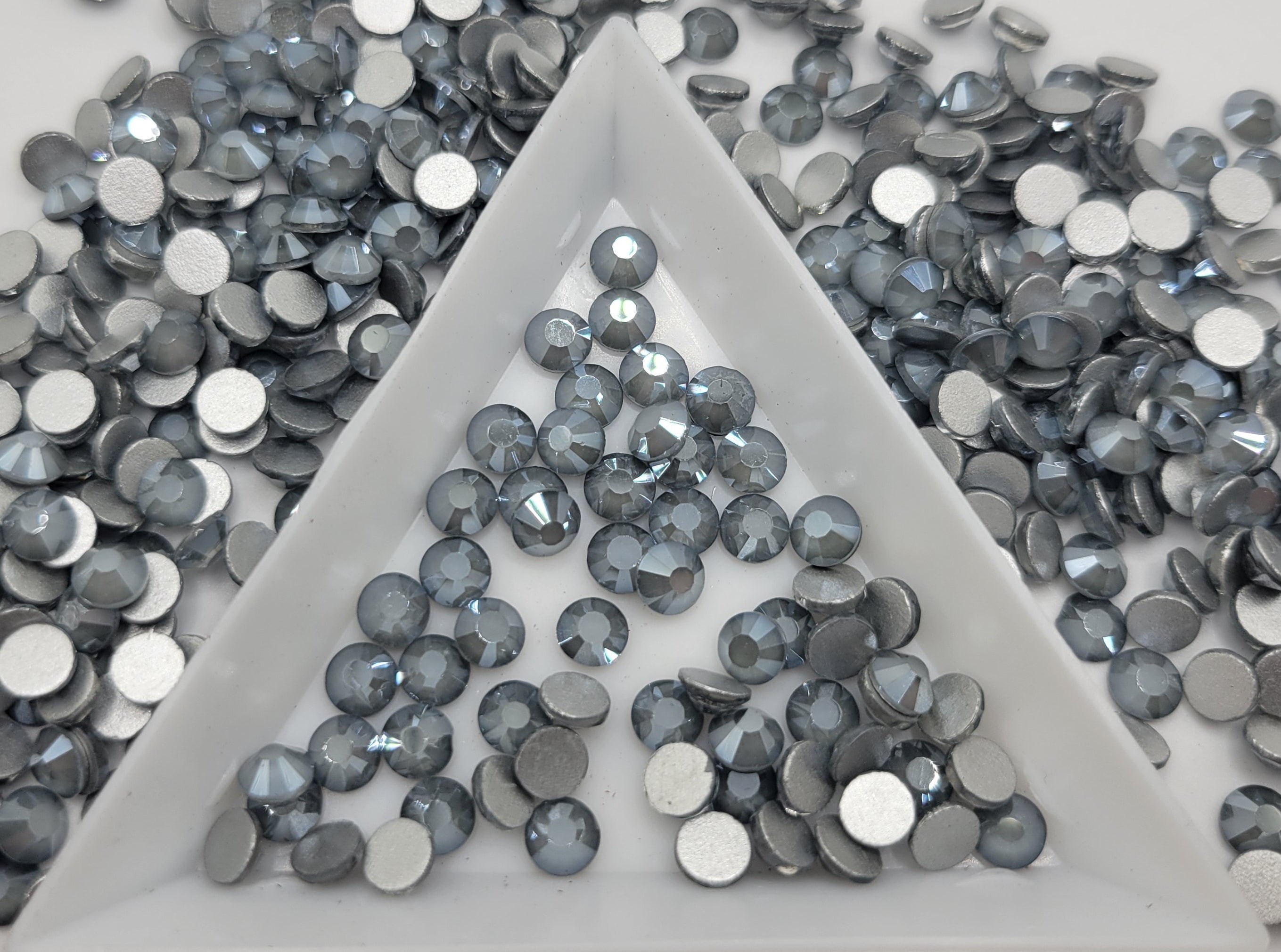 Rhinestones 8mm Glossy Pearl Heart - 100, 500, 1000 or 2000 pieces