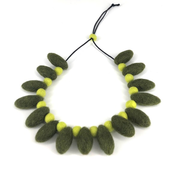 Artsy green handmade wool necklace, one of a kind adjustable felt ball necklace, lightweight necklace, perfect gift.