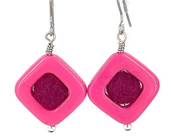 Red felt ball earrings in fuchsia hard plastic square frame, lightweight earrings, statement earrings made  by FeltFabulous