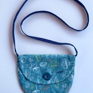 mushroom crossbody purse- Gifts for girls, Gifts for toddlers, Kids Crossbody, Small Purse, Kids Purse, Toddler Purse, Toddler Bag